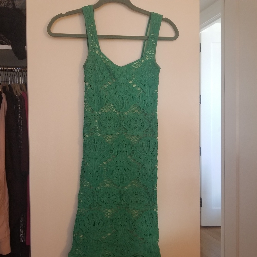 Mint green/seafoam lace medallion mini